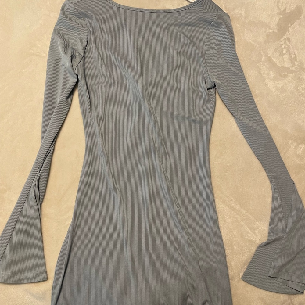 Funnel sleeve mini dress - Picture 3 of 3
